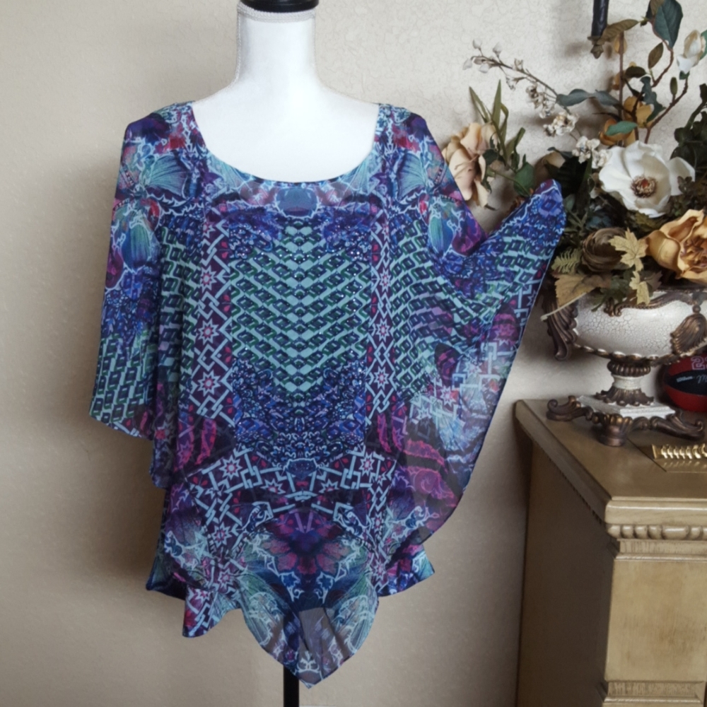 World Unity Woman Blouse, Size XL